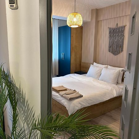 Modern Flat - Apartament Nou Aproape De Spital Si Aeroport Iasi Luaran gambar